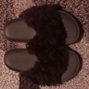 PINK VICTORIAS SECRET SLIDES!!! 🥰